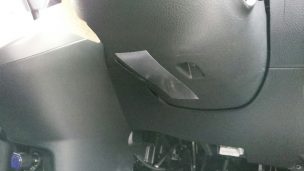 コラム下、アルミテープ